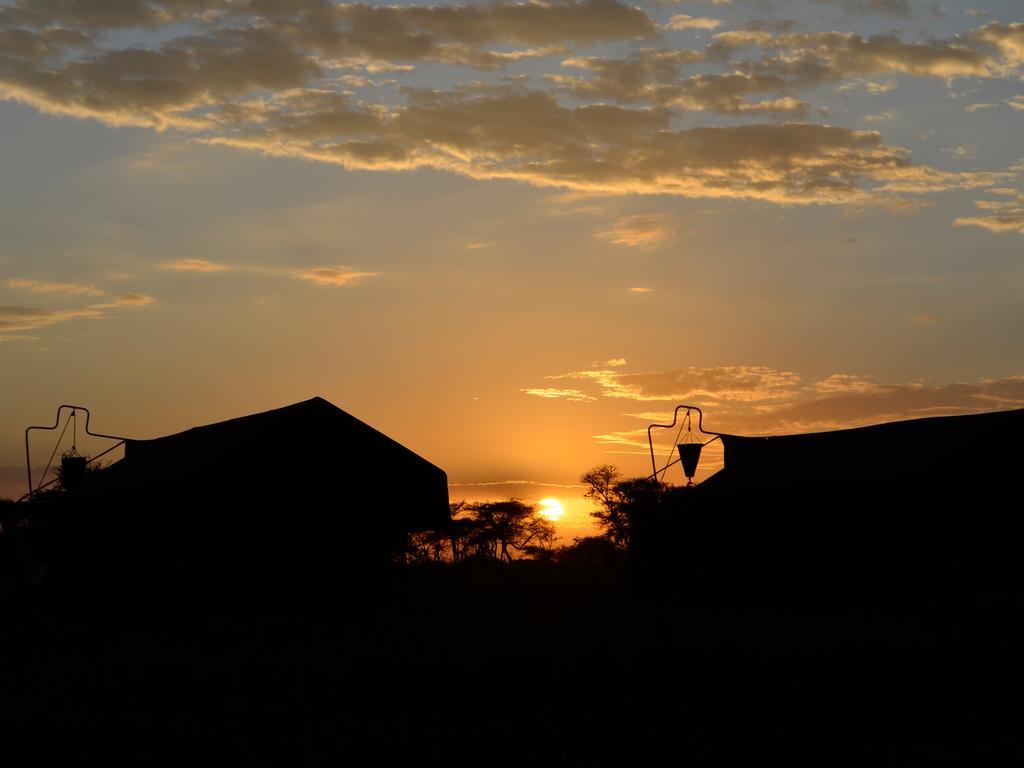 Kananga Special Tented Camp Banagi Exterior photo
